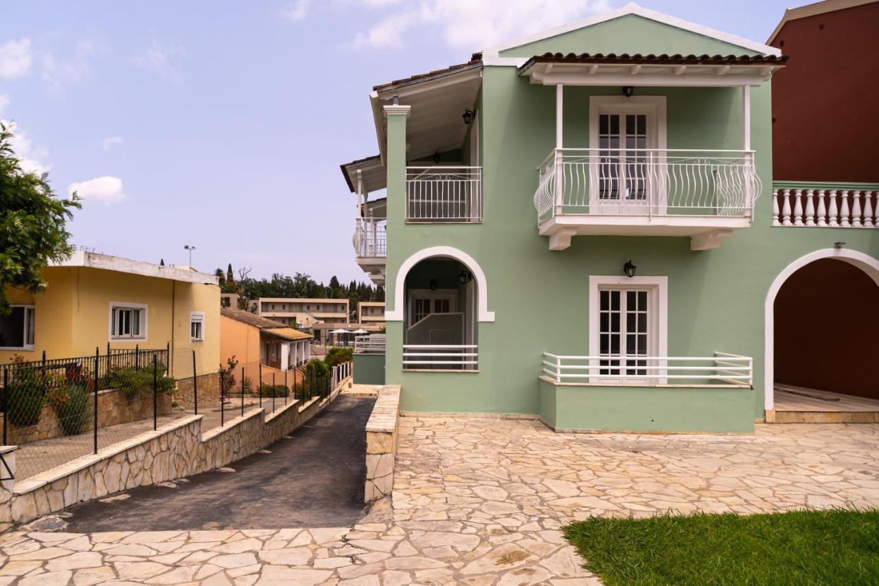 Spiros Athinaios Apartment's Appartement